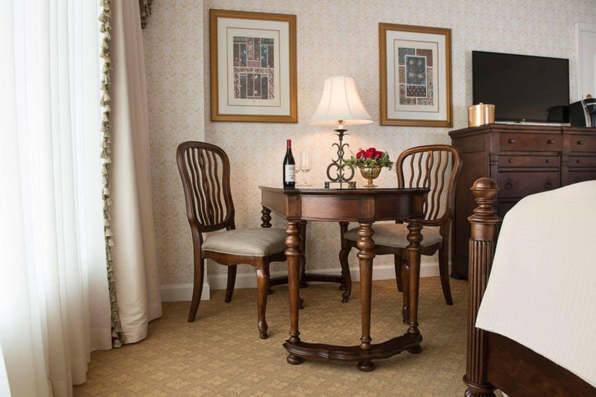 The Inn On Biltmore Estate Ашвил Екстериор снимка