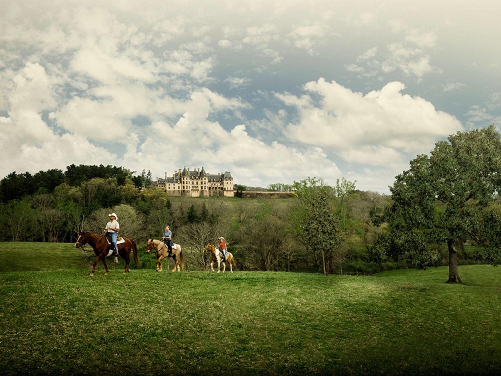 The Inn On Biltmore Estate Ашвил Екстериор снимка